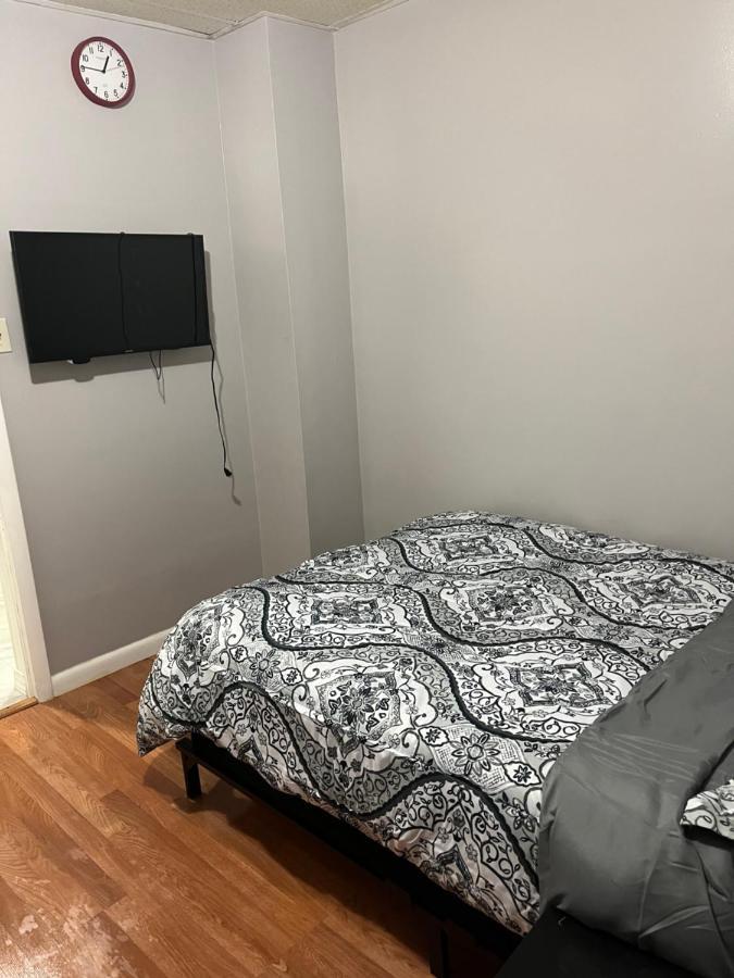 Lovely Three Bedroom Apartment Near Jersey City And Newyork ลินเดน ภายนอก รูปภาพ