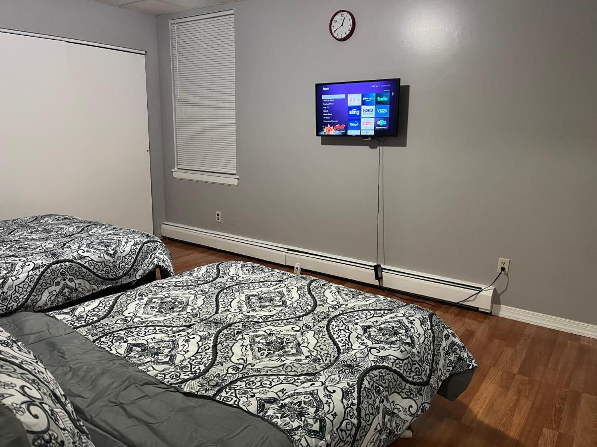 Lovely Three Bedroom Apartment Near Jersey City And Newyork ลินเดน ภายนอก รูปภาพ