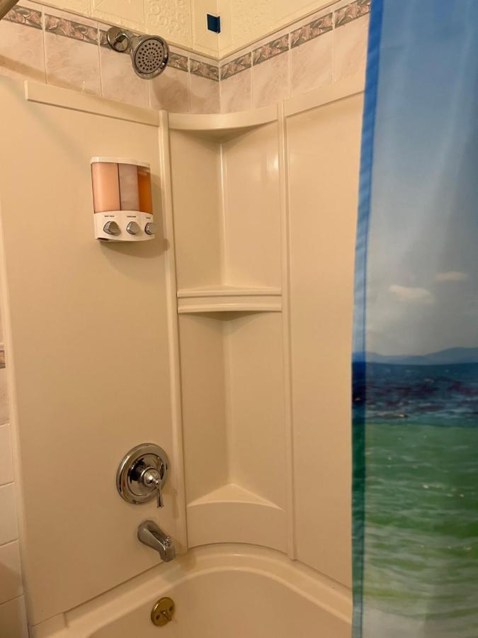 Lovely Three Bedroom Apartment Near Jersey City And Newyork ลินเดน ภายนอก รูปภาพ