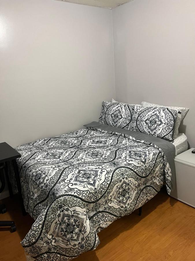 Lovely Three Bedroom Apartment Near Jersey City And Newyork ลินเดน ภายนอก รูปภาพ